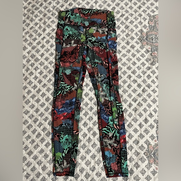 Lululemon Align Patterned Leggings with Pockets Size 6 - Picture 1 of 4